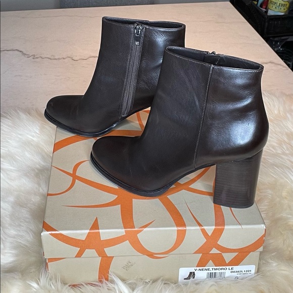 VIA SPIGA Short Brown Boots - Picture 4 of 4